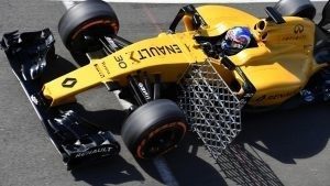 Jolyon Palmer (GBR) Renault Sport F1 Team RS16 with aero sensors at Formula One Testing, Day Two, Silverstone
