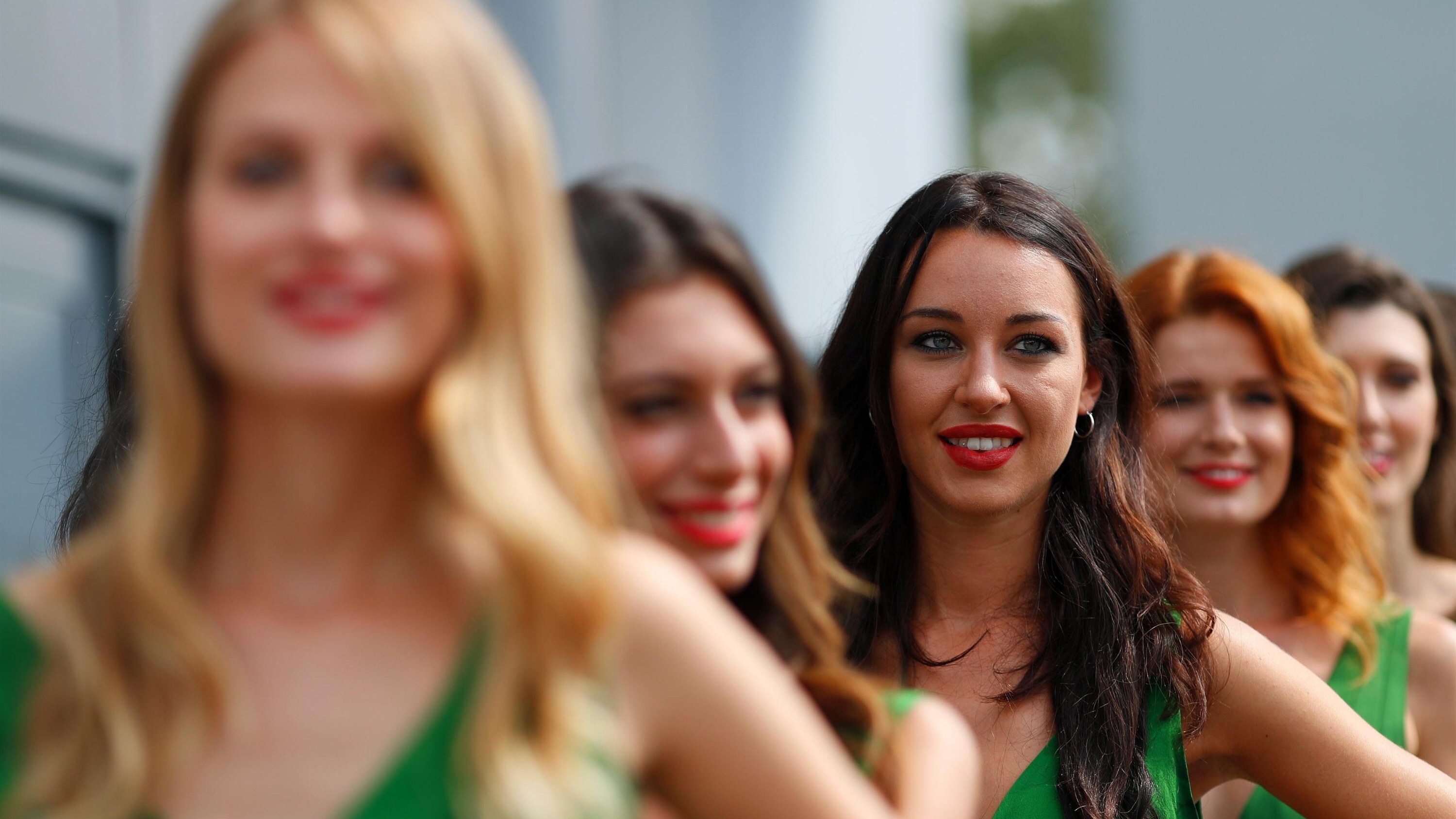 Grid girls at Formula One World Championship, Rd14, Italian Grand Prix, Race, Monza, Italy, Sunday 4 September 2016. © Sutton Images