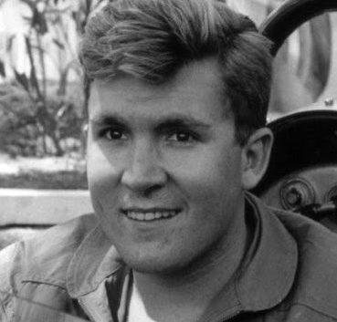 Lance Graf von Haugwitz-Hardenberg-Reventlow